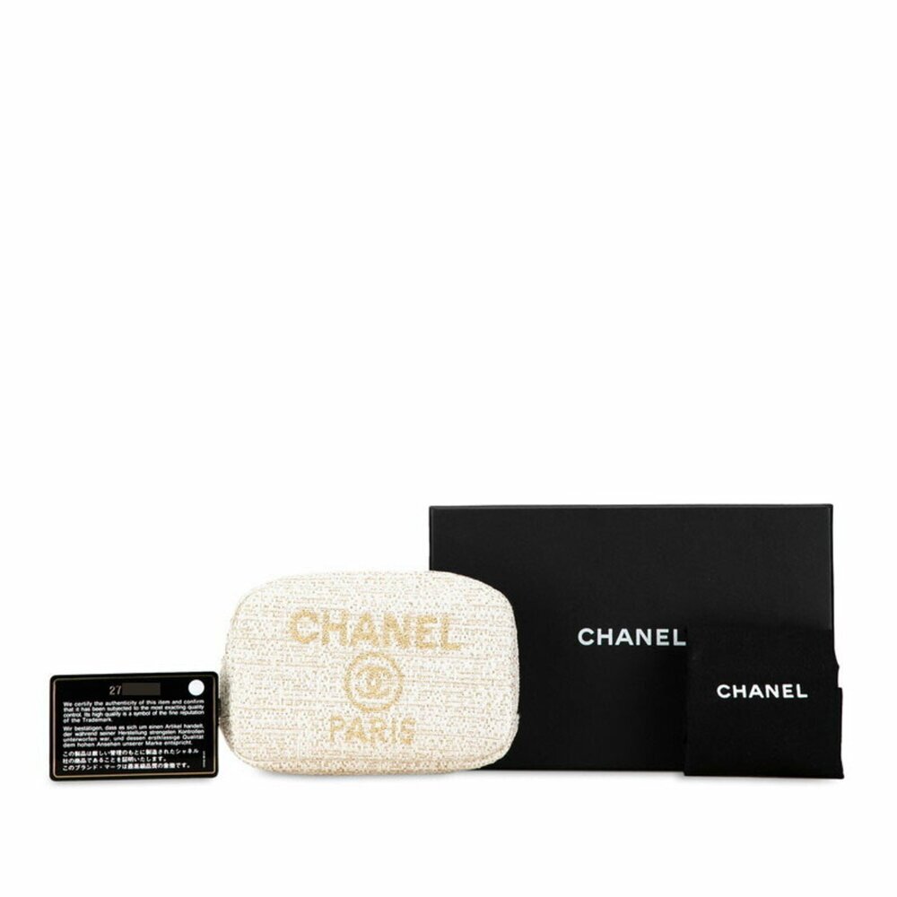 CHANEL White Deauville Pouch - Picture 9 of 10